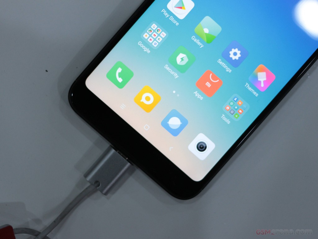 Xiaomi chính thức ra mắt Redmi Note 5 Pro với
màn hình 18:9, camera kép, giá từ 5 triệu VND