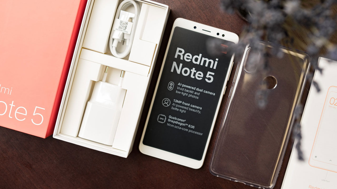 Mở hộp Xiaomi Redmi
Note 5 chính hãng tại Việt Nam: Quái kiệt chụp hình với giá
chỉ từ 4.8 triệu