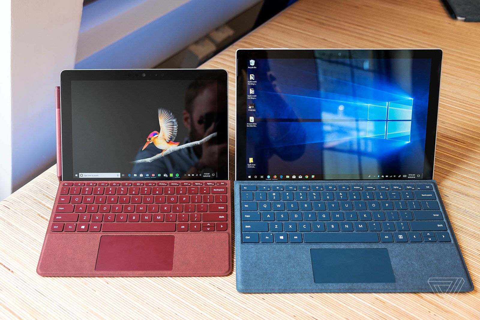 Microsoft chính thức ra mắt Surface Go giá rẻ
cạnh tranh trực tiếp với Apple iPad