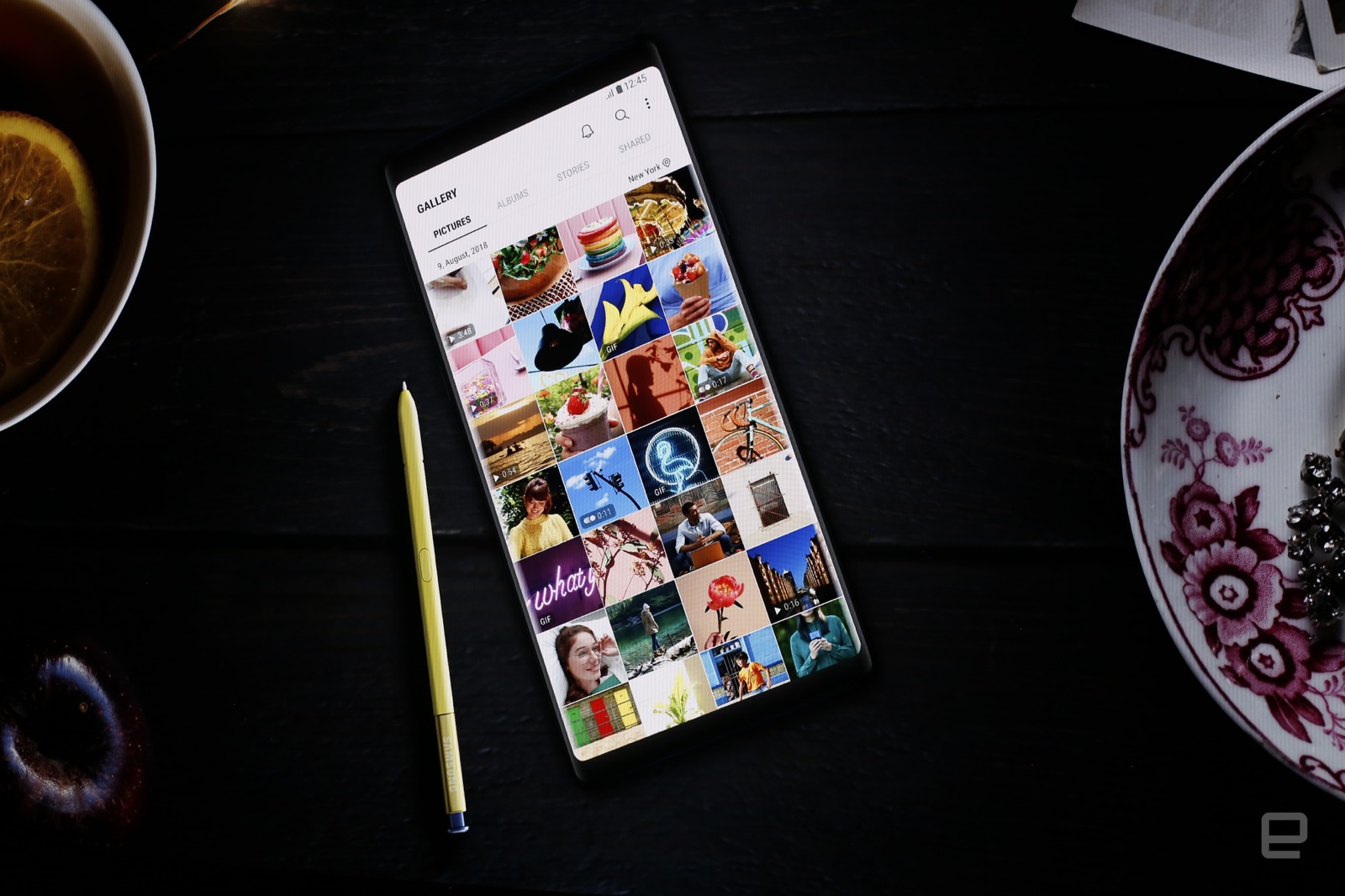 Samsung Galaxy Note 9 chính thức được ra mắt với
Snapdragon 845, 8GB RAM, bút S Pen mới, giá từ 24.5 triệu