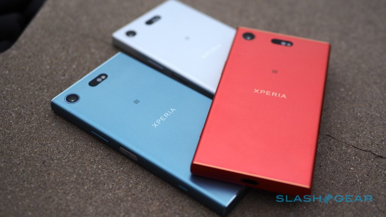Sony Xperia XZ1, XZ1
Compact và XZ Premium bắt đầu nhận được thông báo cập nhật
lên Android 9.0 Pie
