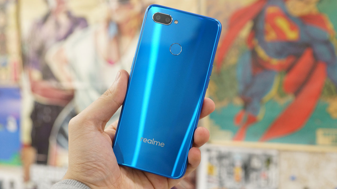 Realme U1 chính thức
ra mắt với, chip Helio P70, màn hình giọt nước, camera
selfie 25MP, giá từ 4 triệu