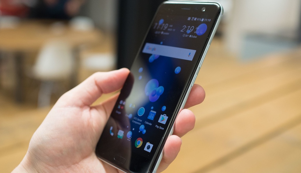 HTC U 11 sẽ được HTC ra mắt tại Việt Nam cuối tháng 5, giá dự kiến 16,9 triệu đồng