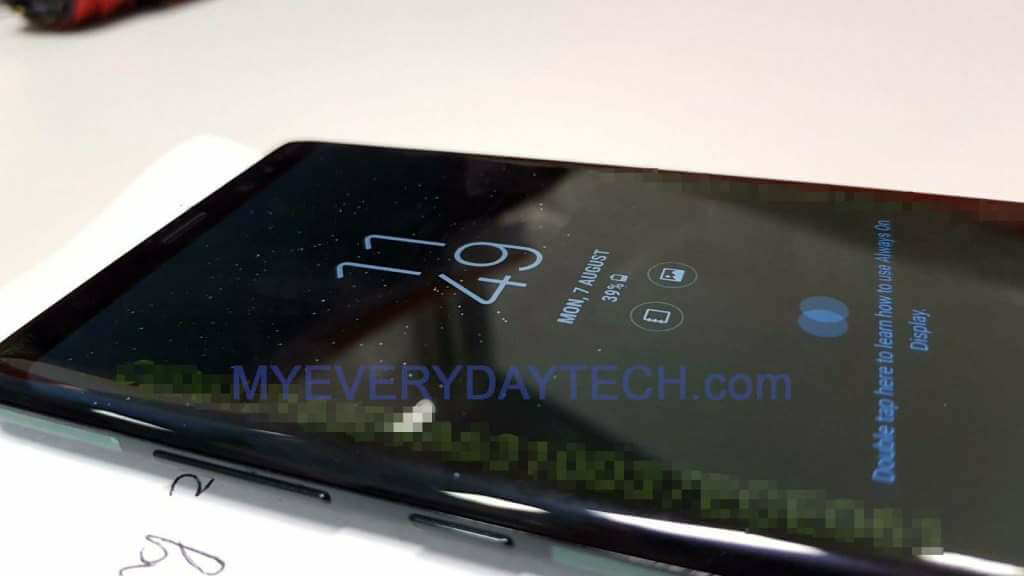 Flagship Samsung Galaxy Note 8 với camera kép xuất hiện qua ảnh thực tế