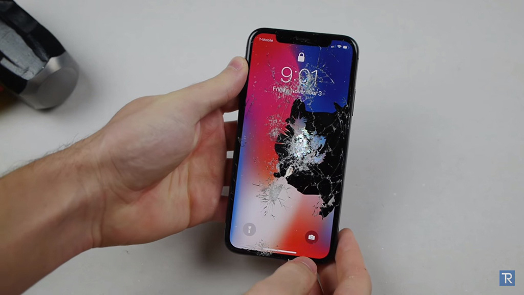 Thử nghiệm thả rơi, tra tấn iPhone X bằng dao và búa: Mặt lưng có độ bền tốt hơn iPhone 8