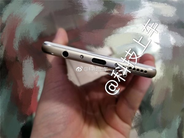 Lộ diện hình ảnh của Huawei
P11 với màn hình tỉ lệ 18:9, camera kép