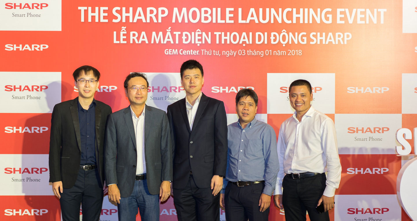 Sharp giới thiệu loạt điện thoại mới tại thị trường Việt Nam, có cả AQUOS S2 giá chỉ 6.990.000VNĐ