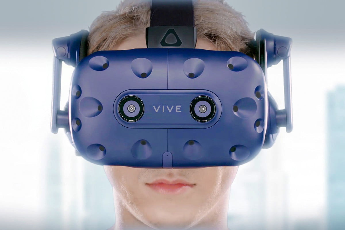 HTC ra mắt máy thực
tế ảo Vive Pro giá 799 USD, giảm
giá Vive đời đầu xuống 499 USD