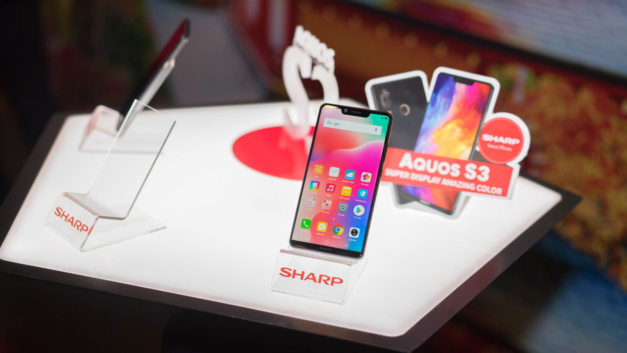 Sharp AQUOS S3 chính thức ra mắt tại Việt Nam: Thiết tai thỏ, chip Snapdragon 630, giá 8.990.000 VNĐ