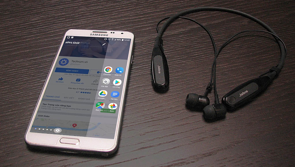 Chia sẻ ứng dụng miễn phí giúp mang tính năng Edge Screen của Samsung lên các máy Android khác