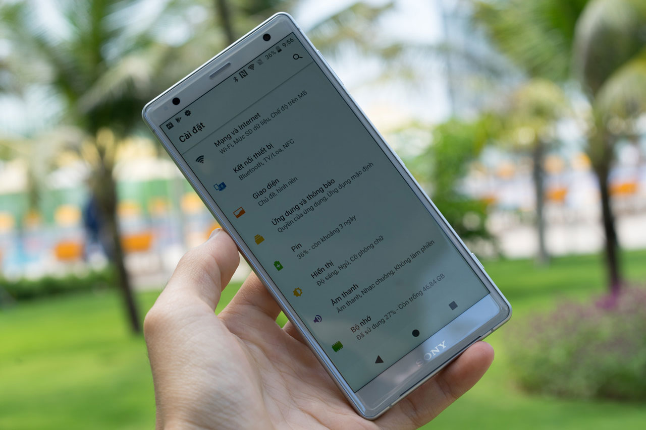 Sony chính thức
trình làng Xperia XZ2 tại Việt Nam: Thiết kế mới, màn hình
18:9 HDR, giá 19.990.000VNĐ