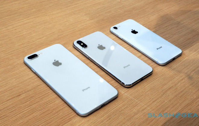 Apple bị cáo buộc cố tình tìm thêm lỗi để moi tiền người dùng thay pin iPhone