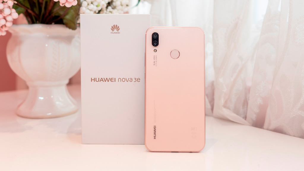 Huawei chính thức ra mắt Nova 3e phiên bản màu Hồng Sakura tại Việt Nam