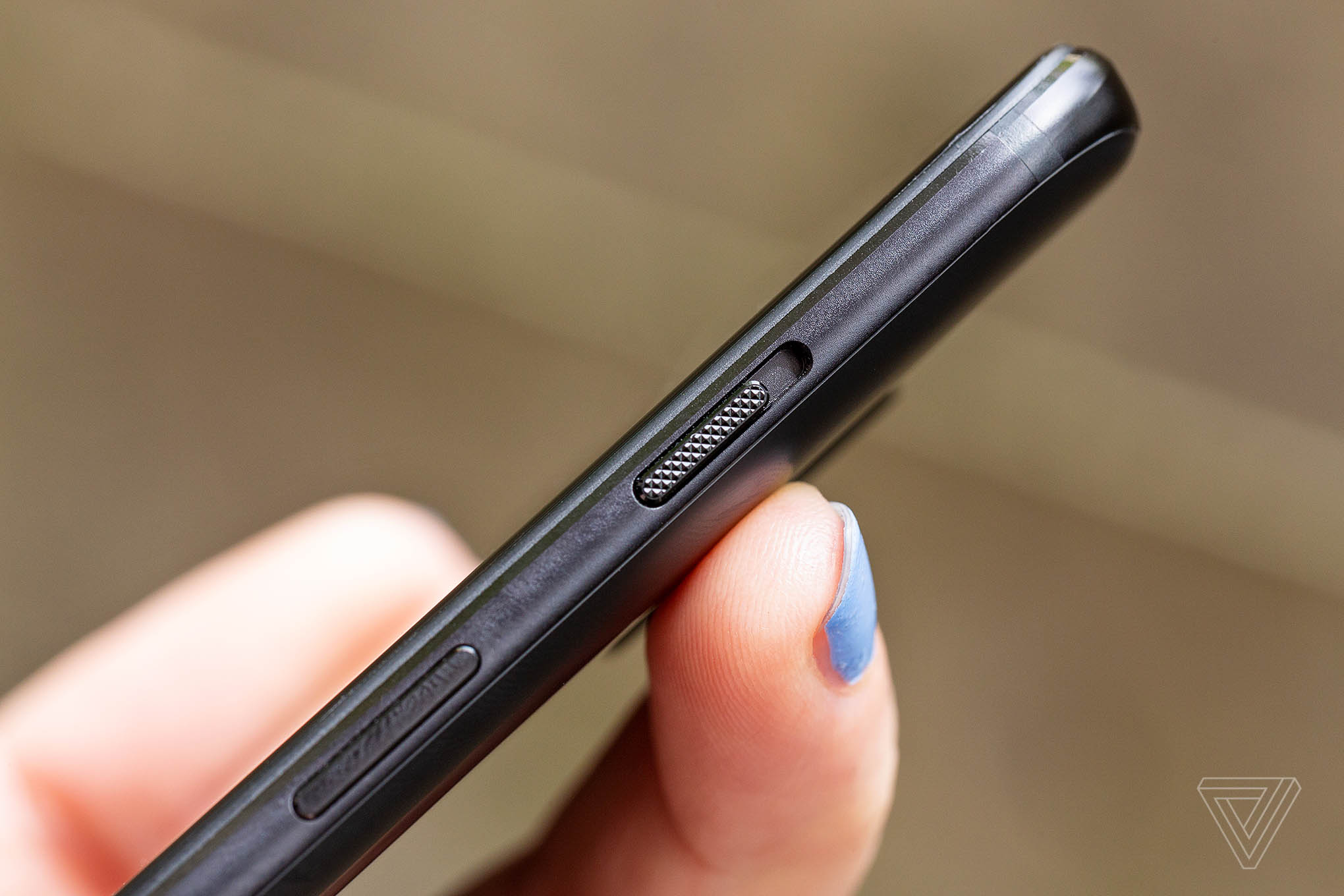 Cận cảnh OnePlus 6: Smartphone màn hình tai
thỏ, vi xử lý Snapdragon 845 giá chỉ 529 USD