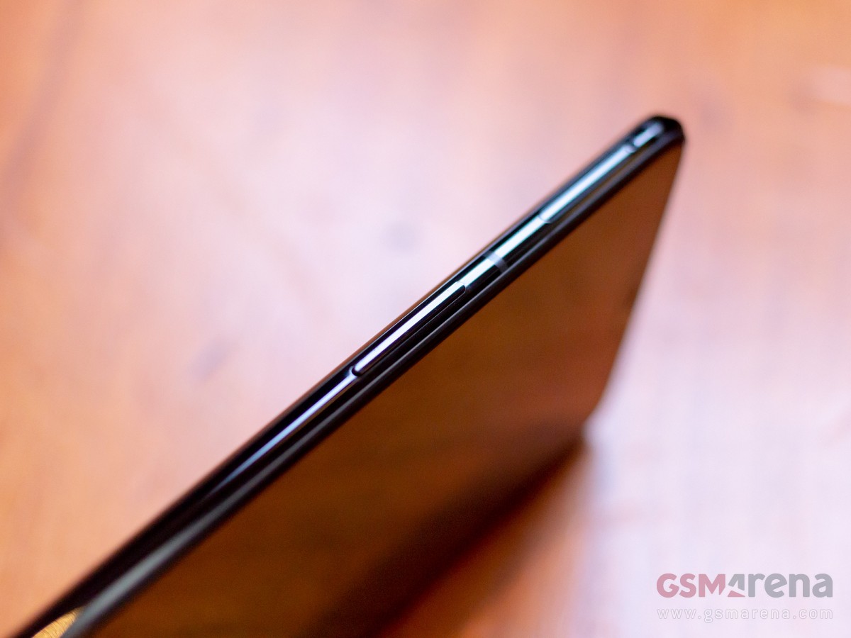 Cận cảnh OnePlus 6: Smartphone màn hình tai
thỏ, vi xử lý Snapdragon 845 giá chỉ 529 USD