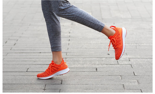 Xiaomi trình làng giày thể thao Mi Sports Sneakers 2, cải thiện thiết kế, giá giữ nguyên 31 USD