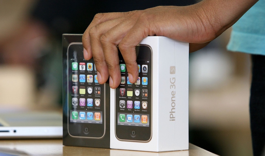 iPhone 3GS bất ngờ bán trở lại sau 9 năm, với mức giá chỉ gần 1 triệu
