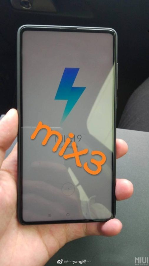 Xiaomi Mi MIX 3
tiếp tục lộ ảnh với cạnh dưới đã bị loại bỏ