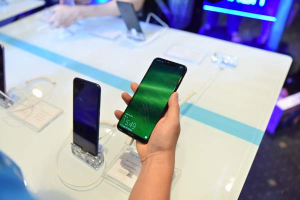 Honor Play: Gaming
phone dành cho game thủ, giá 6,99 triệu đồng
