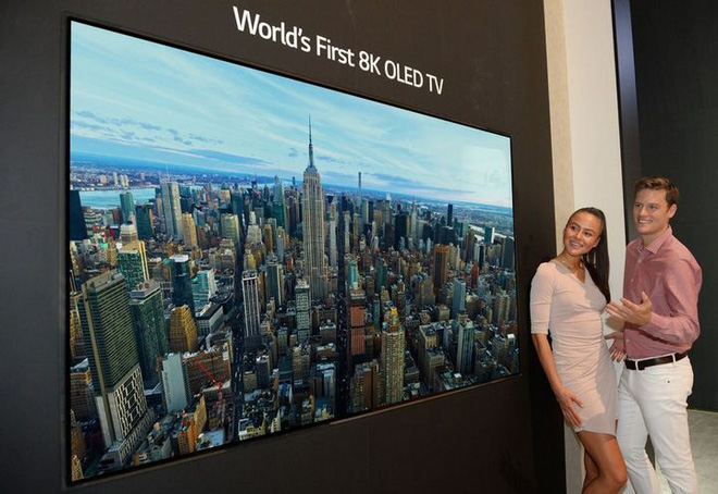 [IFA 2018] LG trình
làng TV OLED 8K đầu tiên trên thế giới, mở màn cuộc đua TV
OLED 8K