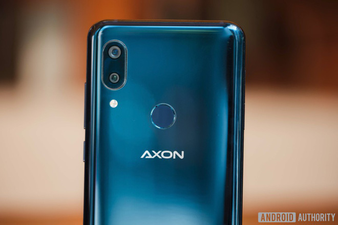 [IFA 2018] ZTE Axon 9 Pro: Tai thỏ, Snapdragon
845, pin 4000mAh, Android gốc, giá 18 triệu
