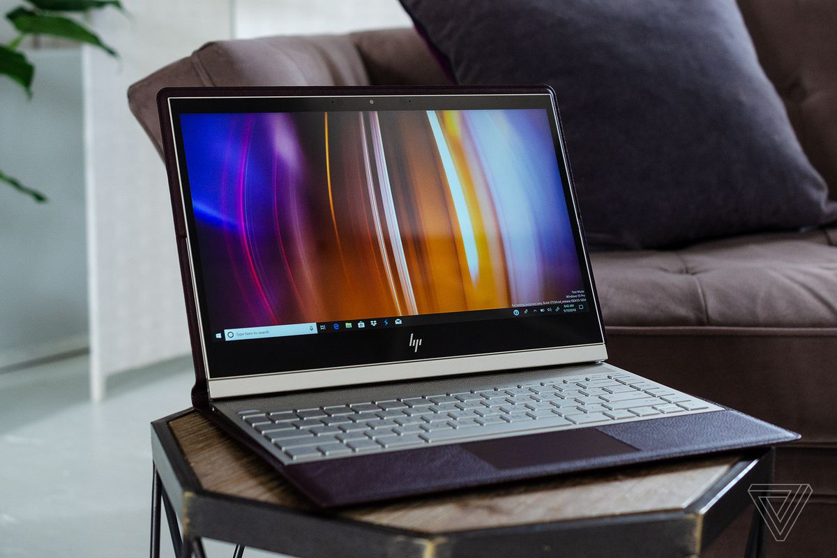 HP chính thức ra mắt Spectre Folio: chiếc laptop 2 trong 1 bọc da cao cấp, pin 18 tiếng