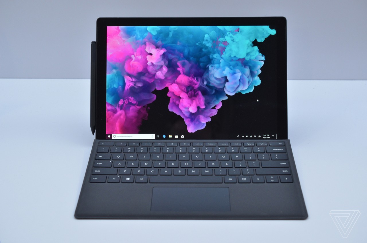 Trên tay Surface Pro
6 phiên bản màu đen nhám, nâng cấp
đến từ bên trong