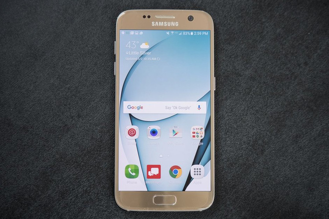 Samsung Galaxy S10
Lite phiên bản giá rẻ của Galaxy S10 và S10 Plus sẽ sử dụng
màn hình Infinity-O phẳng