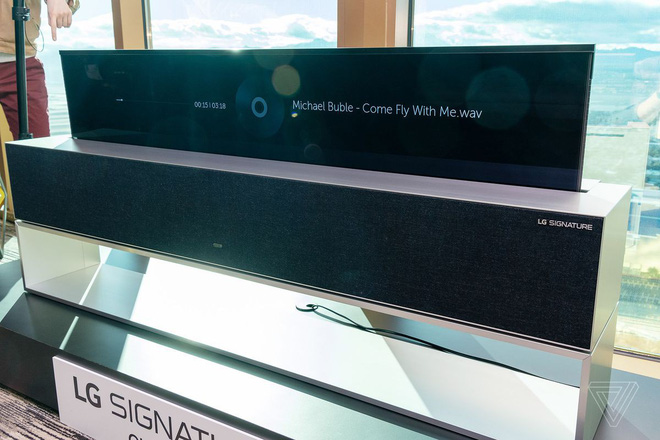 [CES 2019] LG
Signature TV - Chiếc TV có màn hình OLED 4K cuộn đột phá,
sẽ lên kệ ngay trong tháng 3