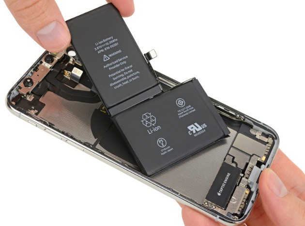 Apple tuyển sếp cấp
cao của Samsung, muốn tự sản xuất pin cho iPhone, iPad,
MacBook