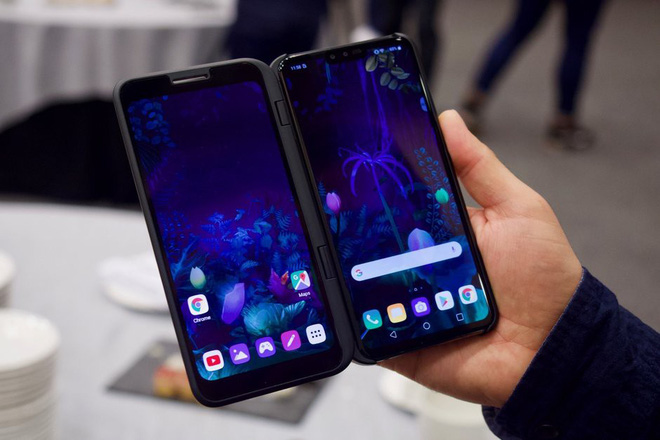 [MWC 2019] LG ra mắt
V50 ThinQ hỗ trợ gắn thêm một màn hình phụ thứ 2,Snapdragon
855, có kết nối 5G