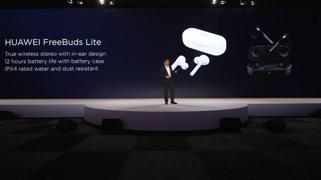 Huawei trình làng tai
nghe không dây FreeBuds Lite, bản sao của Apple AirPods 2