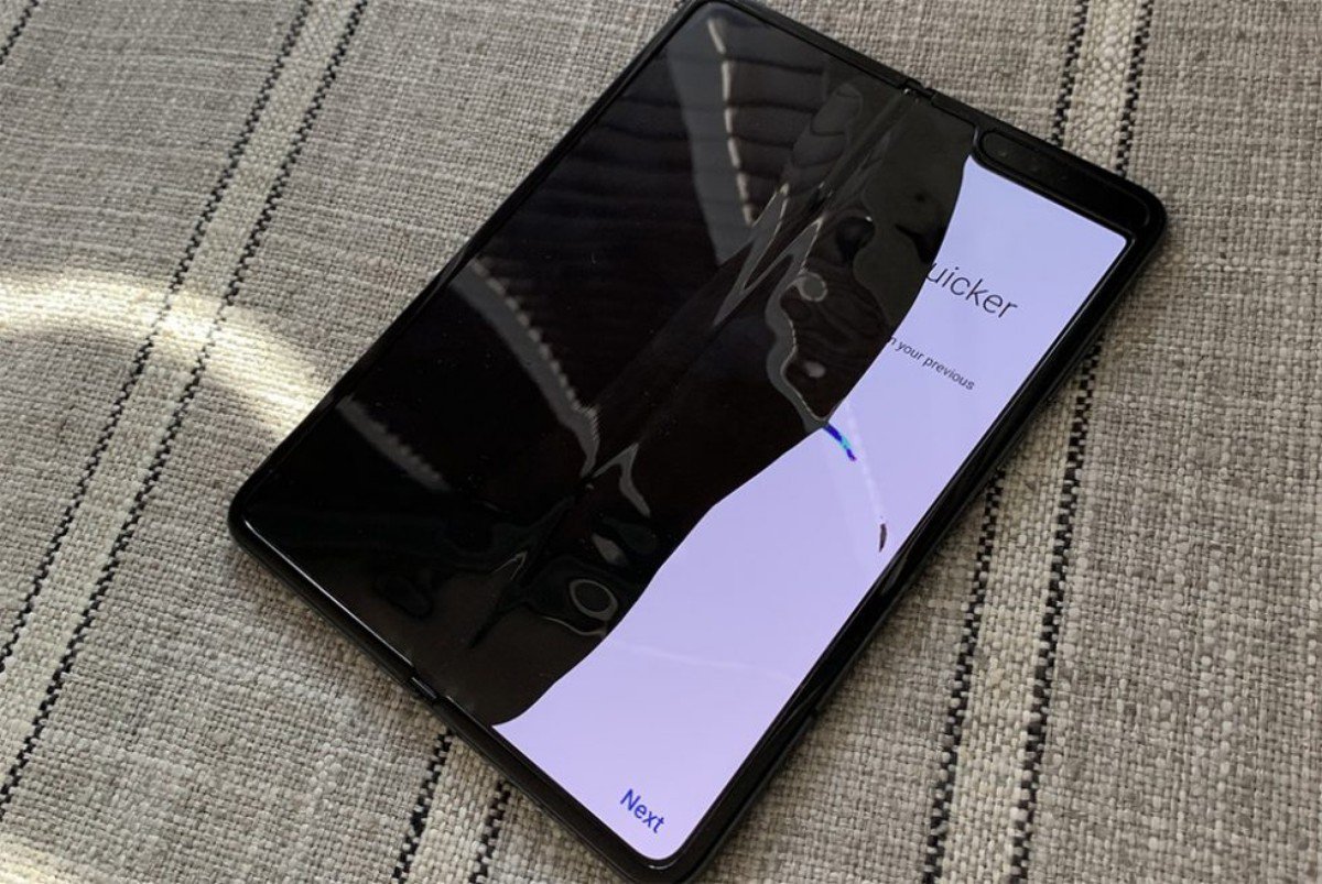 Samsung đang phát
triển thêm 2 thiết bị màn hình gập với thiết kế đột phá
