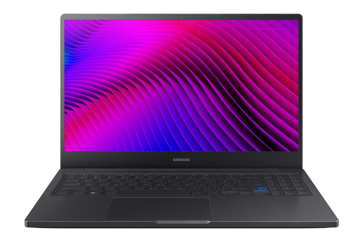 Samsung ra mắt
Notebook 7 (2019), thiết kế giống y hệt MacBook Pro của
Apple, giá bán từ 1.000 USD