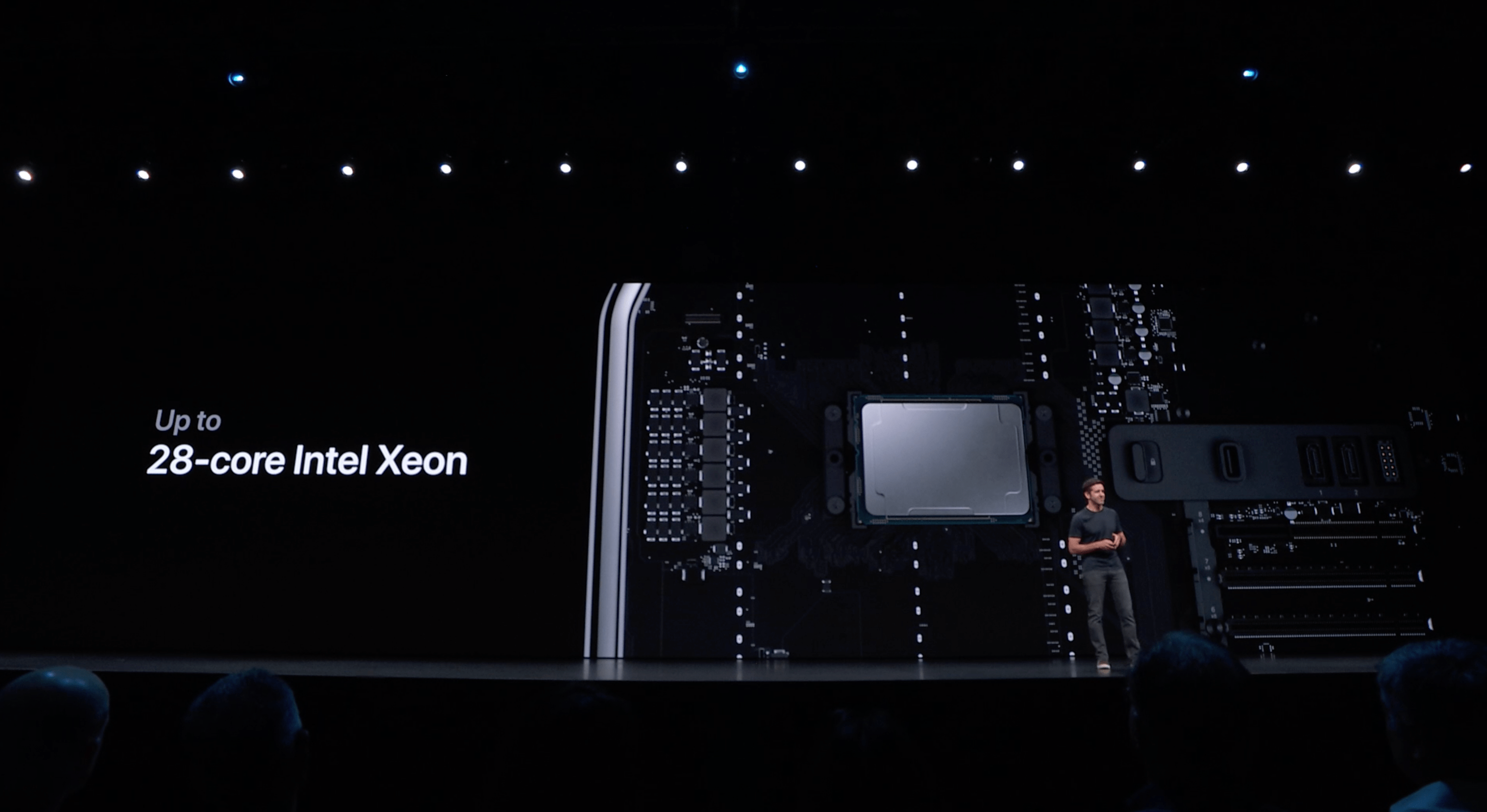 [WWDC19] Apple ra mắt
Mac Pro 2019 với thiết, cơ động hơn, cấu hình siêu mạnh, giá
từ 5999 USD