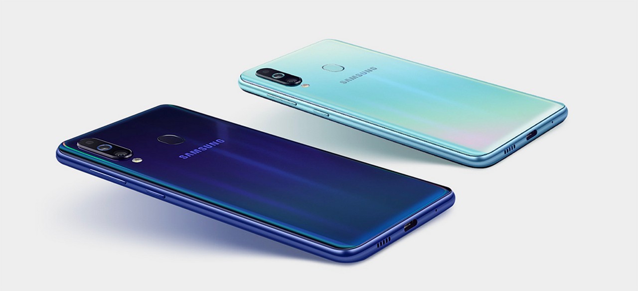 Samsung ra mắt Galaxy
M40: màn hình Infinity-O, Snapdragon 675, RAM 6GB, ba camera
sau, giá 6.7 triệu