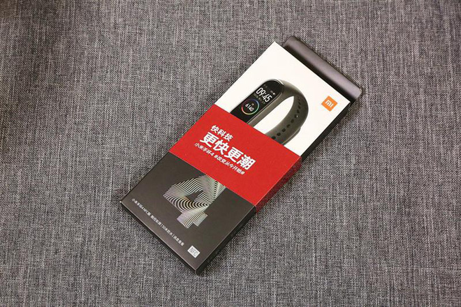 Xiaomi Mi Band 4 ra
mắt tại thị trường châu Âu: Cận cảnh thiết kế và tính năng