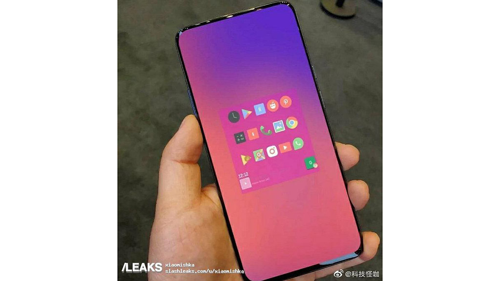 Xiaomi CC9 lộ hình
ảnh thực tế với màn hình tràn viền không khiếm khuyết nốt
ruồi hay tai thỏ