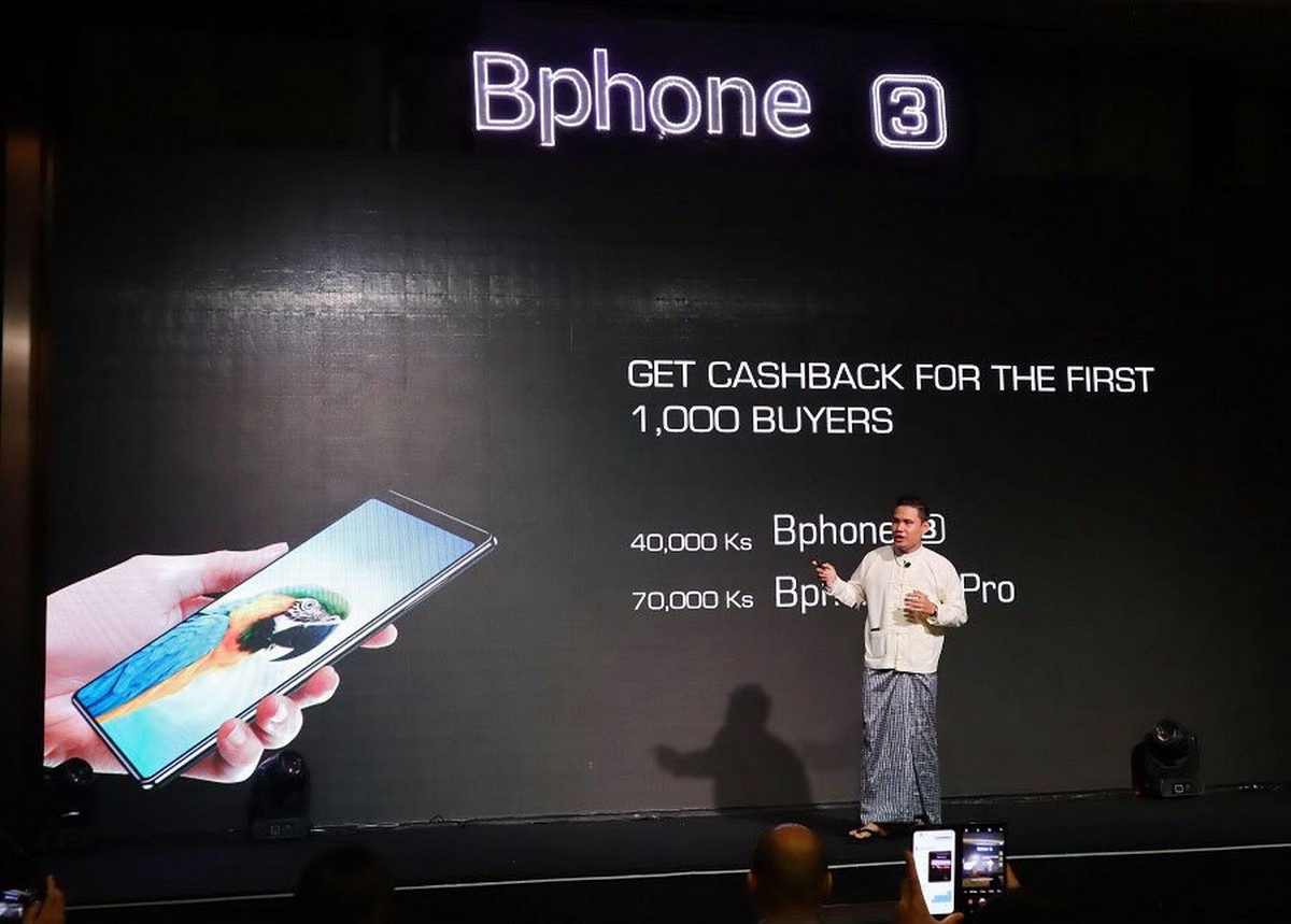 Bộ đôi Bphone 3 và Bphone 3 Pro được bán chính
thức ở Myanmar
