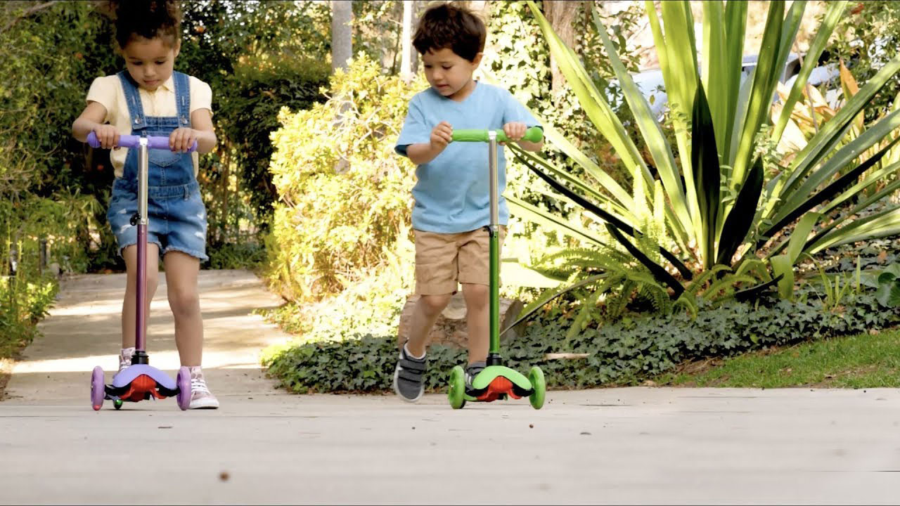 Xiaomi ra mắt xe
trượt scooter cho trẻ em, gập lại dễ dàng, thiết kế chống té
ngã, giá chỉ 837K