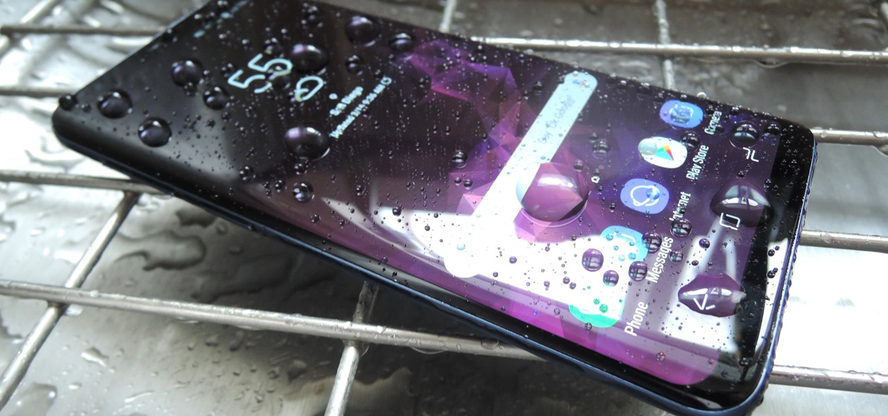Samsung Galaxy S8 cứu
mạng 20 người ở Philippines nhờ tính năng kháng nước