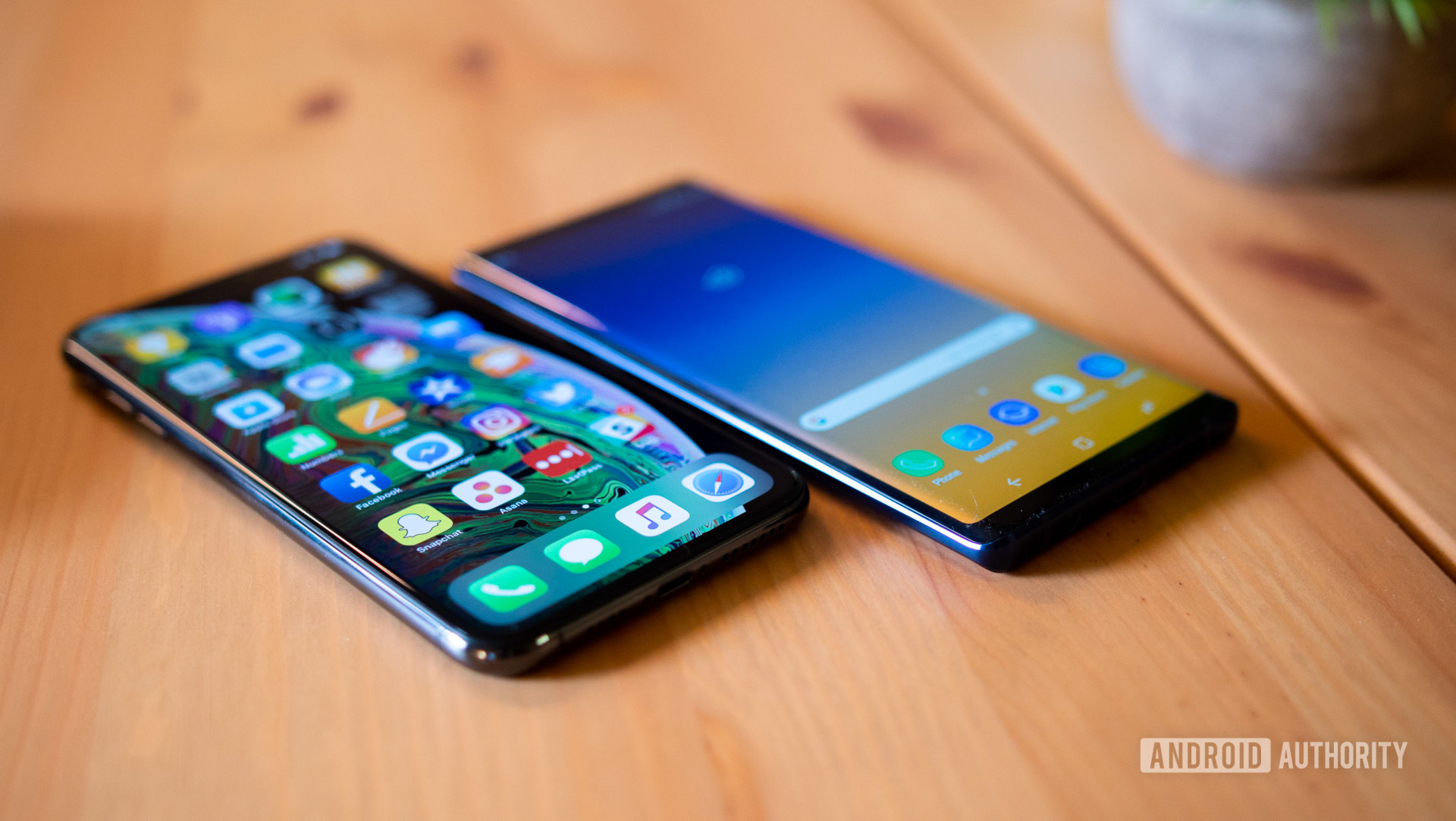Tỷ lệ trung thành
iPhone đang giảm mạnh khi người dùng iPhone đang có xu hướng
chuyển sang dùng Samsung