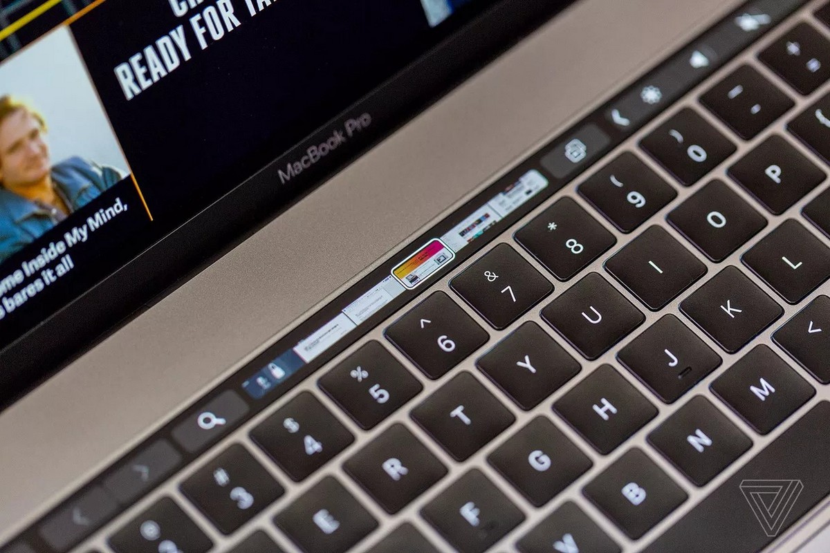 Apple sẽ giới thiệu MacBook Pro 16 inch với
viền màn hình siêu mỏng vào tháng 9