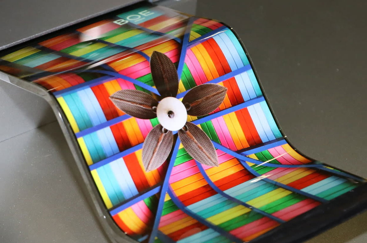 Apple thử nghiệm màn
hình OLED của BOE cho iPhone, nỗ lực thoát khỏi phụ thuộc
vào Samsung
