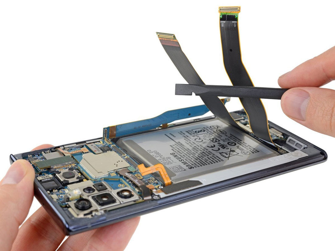 Teardown Galaxy Note
10+ 5G: Thiết kế gọn gàng hơn và cũng khó sửa chữa hơn, chấm
điểm 3/10