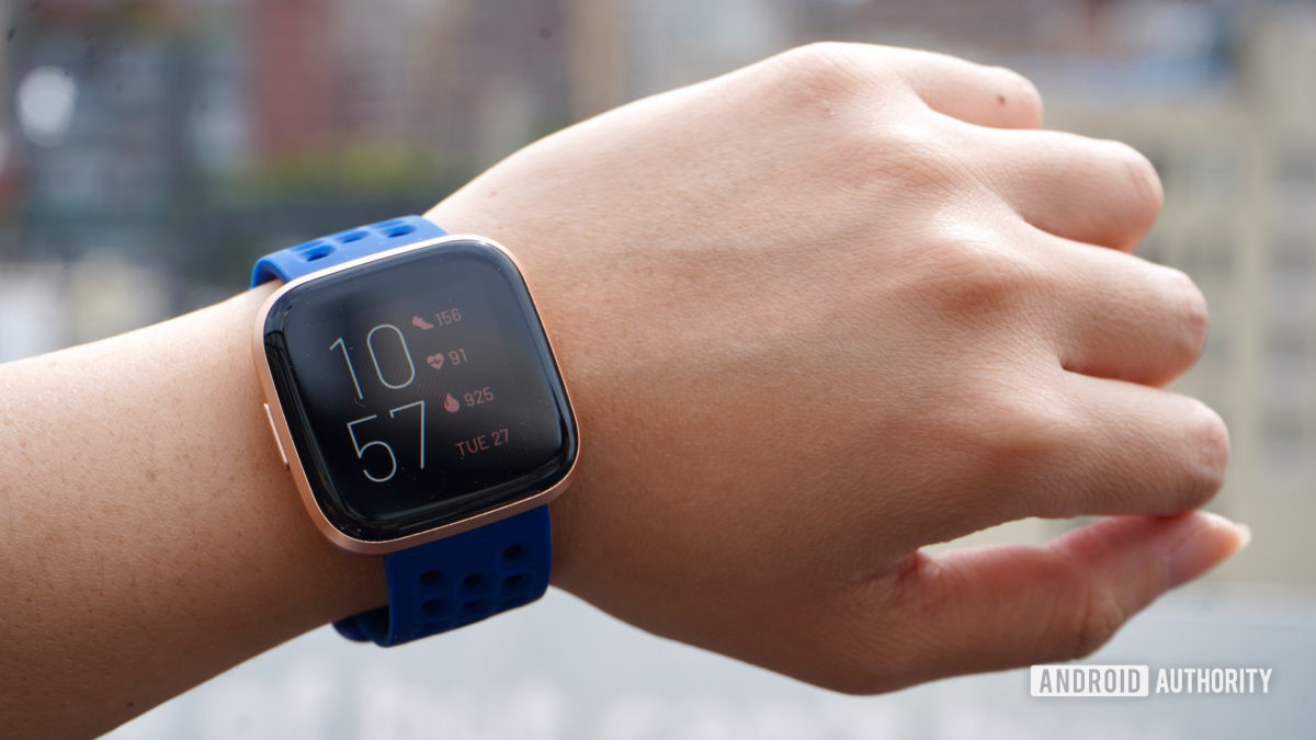 Fitbit ra mắt
smartwatch Versa 2: Phương án thay thế Apple Watch với mức
giá hợp lí hơn, chỉ 199 USD