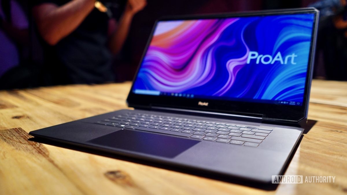 [IFA 2019] Asus ra
mắt dòng laptop chuyên đồ hoạ ProArt StudioBook: Core i9,
GPU Quadro RTX, RAM 128GB