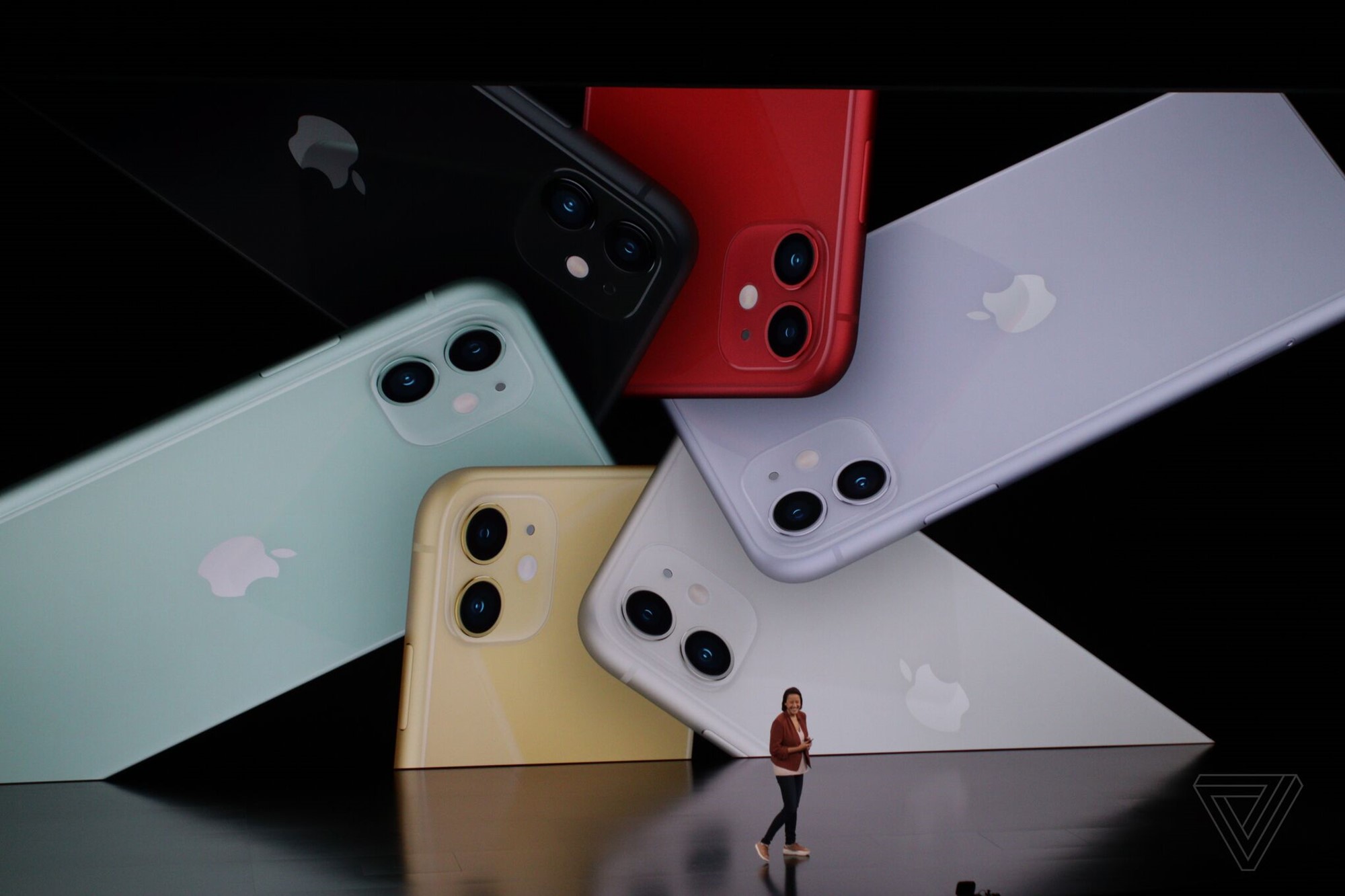 Apple chính thức ra
mắt iPhone 11 với camera góc siêu rộng, 6 tùy chọn màu sắc,
giá rẻ hơn iPhone XR