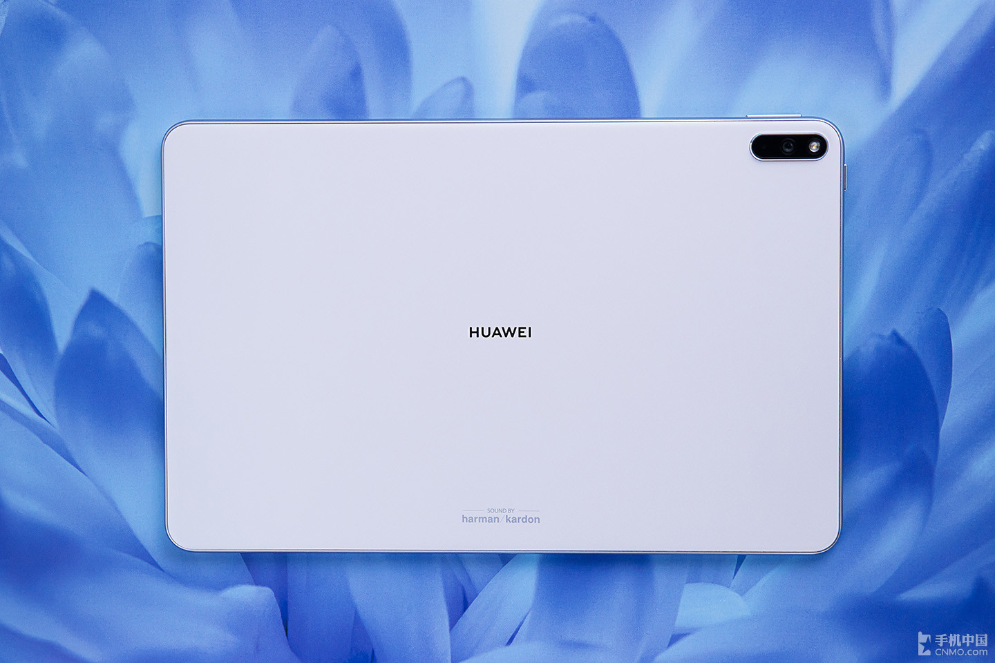 Huawei chính thức ra mắt MatePad Pro: Tablet
với màn hình đục lỗ, Kirin 990, chạy Android 10 nhưng không
có dịch vụ và ứng dụng Google