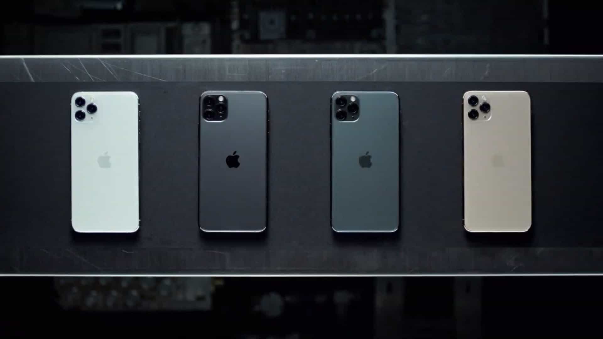 Thế iPhone 12 được ra
mắt vào năm tới sẽ có đến 6 phiên bản thay vì 3 phiên bản
như trên iPhone 11, bao gồm phiên bản 5G, Plus và Max?